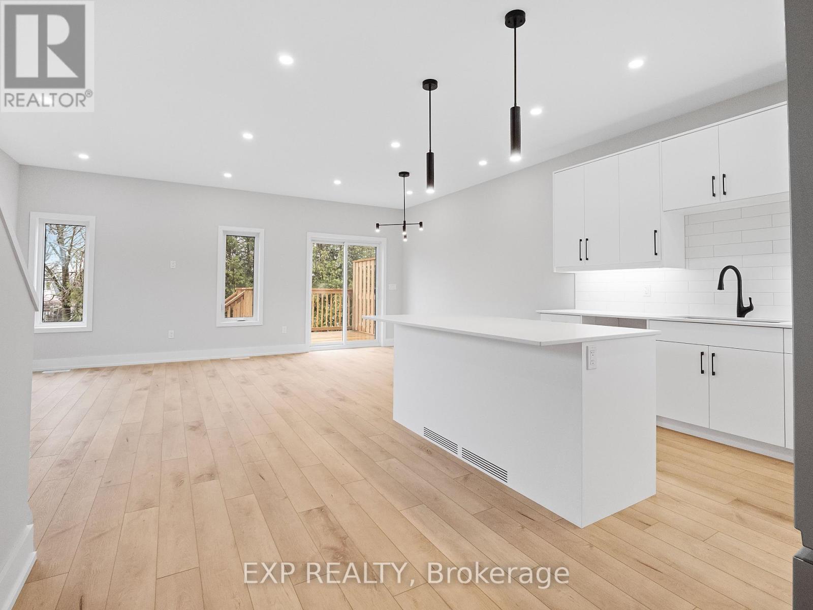 1142 Ontario Road, Welland (Lincoln/crowland), Ontario  L3B 5E7 - Photo 6 - X12851122