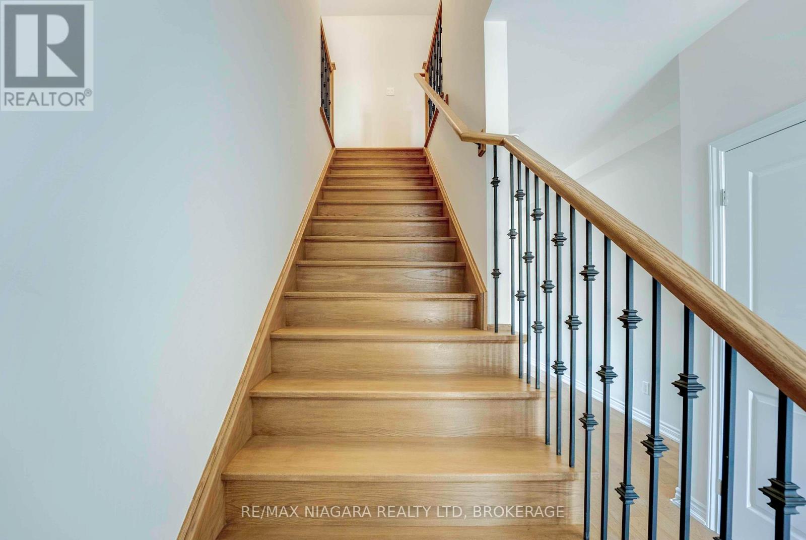 57 - 5672 Dorchester Road, Niagara Falls, Ontario  L2G 3Y8 - Photo 16 - X12851176