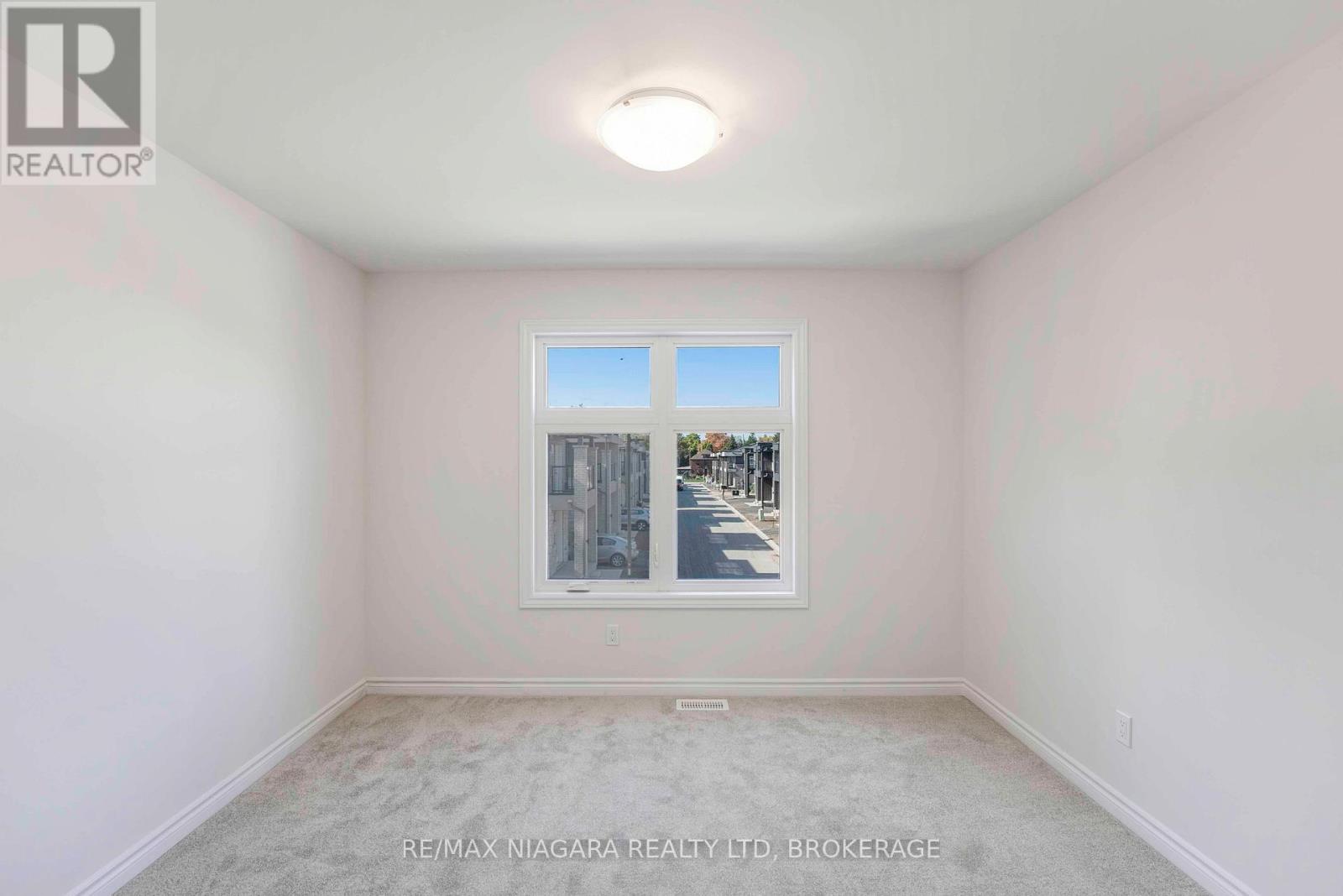 57 - 5672 Dorchester Road, Niagara Falls, Ontario  L2G 3Y8 - Photo 19 - X12851176