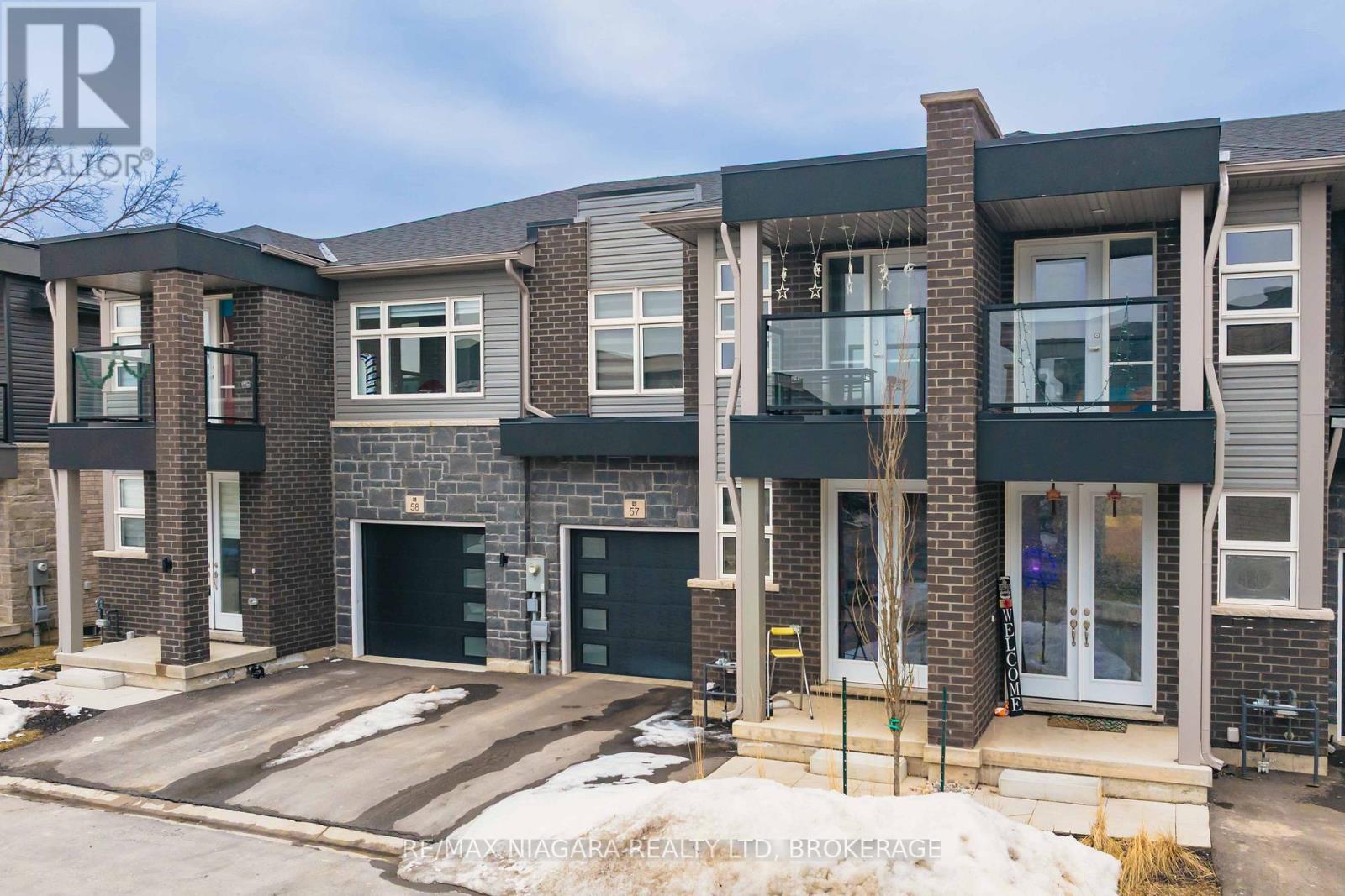 57 - 5672 Dorchester Road, Niagara Falls, Ontario  L2G 3Y8 - Photo 2 - X12851176