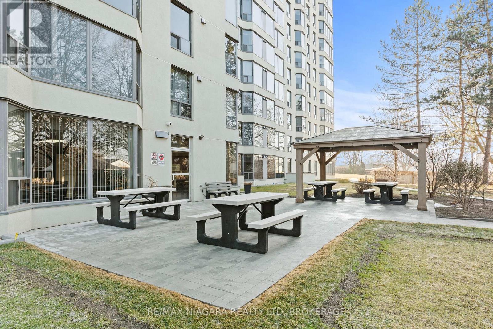 601 - 81 Scott Street, St. Catharines, Ontario  L2N 7L5 - Photo 25 - X12851286