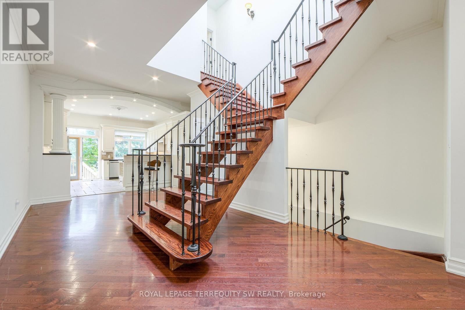 329 Lippincott Street, Toronto, Ontario  M5S 2P6 - Photo 36 - C12702294