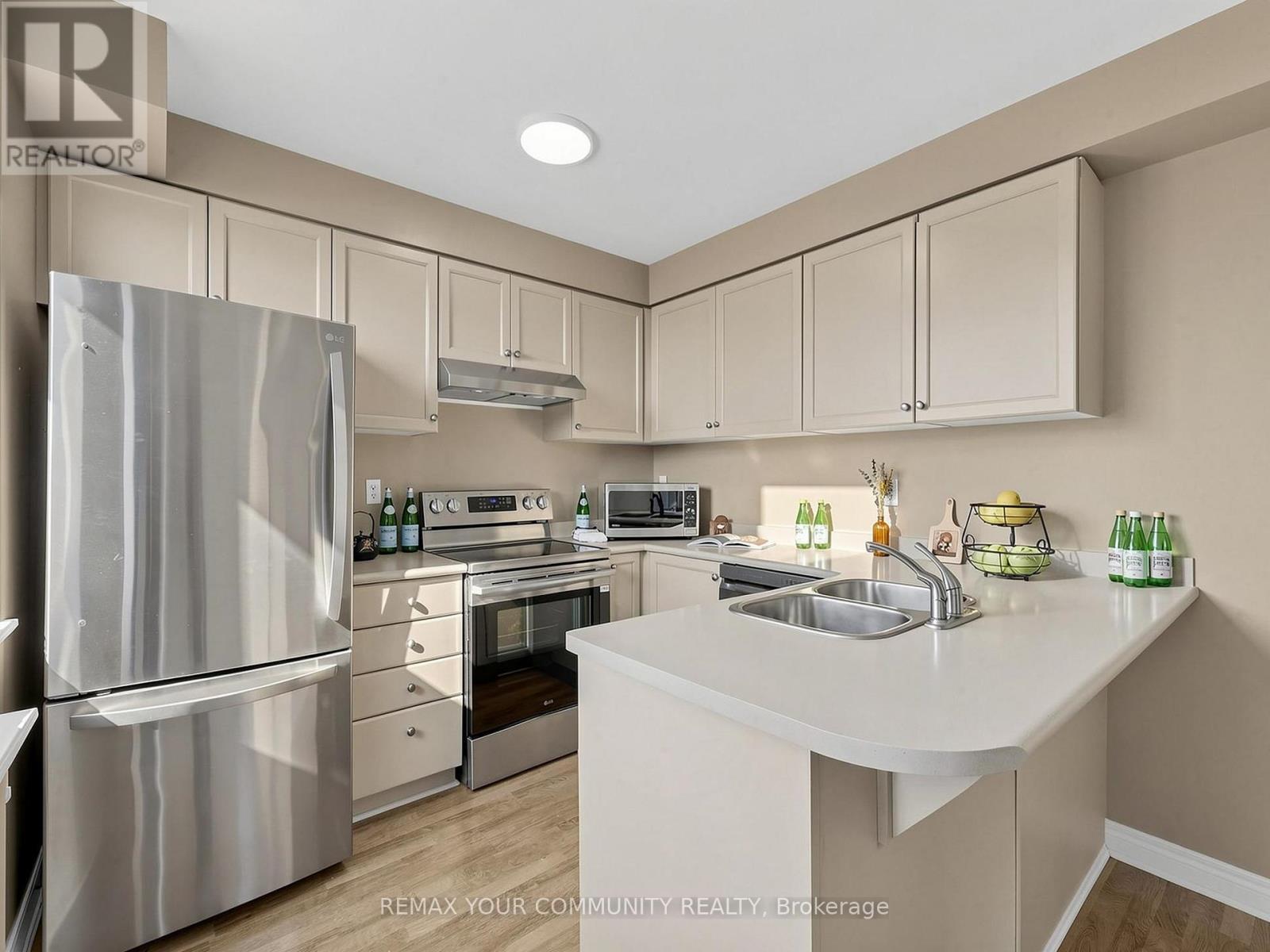 139 Mondavi Road, Vaughan, Ontario  L4H 1L5 - Photo 10 - N12848318