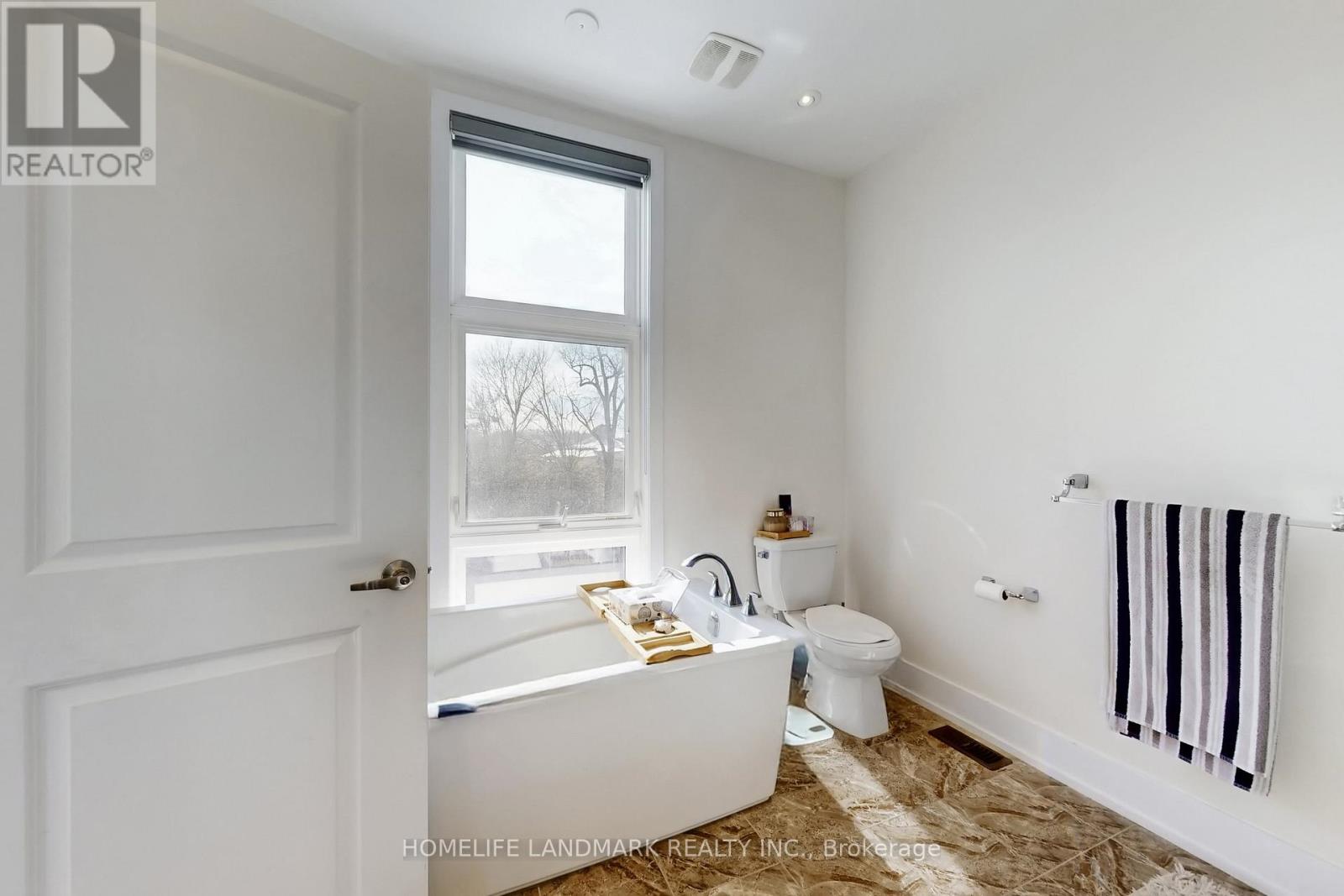 22 Crestridge Drive, Vaughan, Ontario  L4J 0K1 - Photo 20 - N12850388