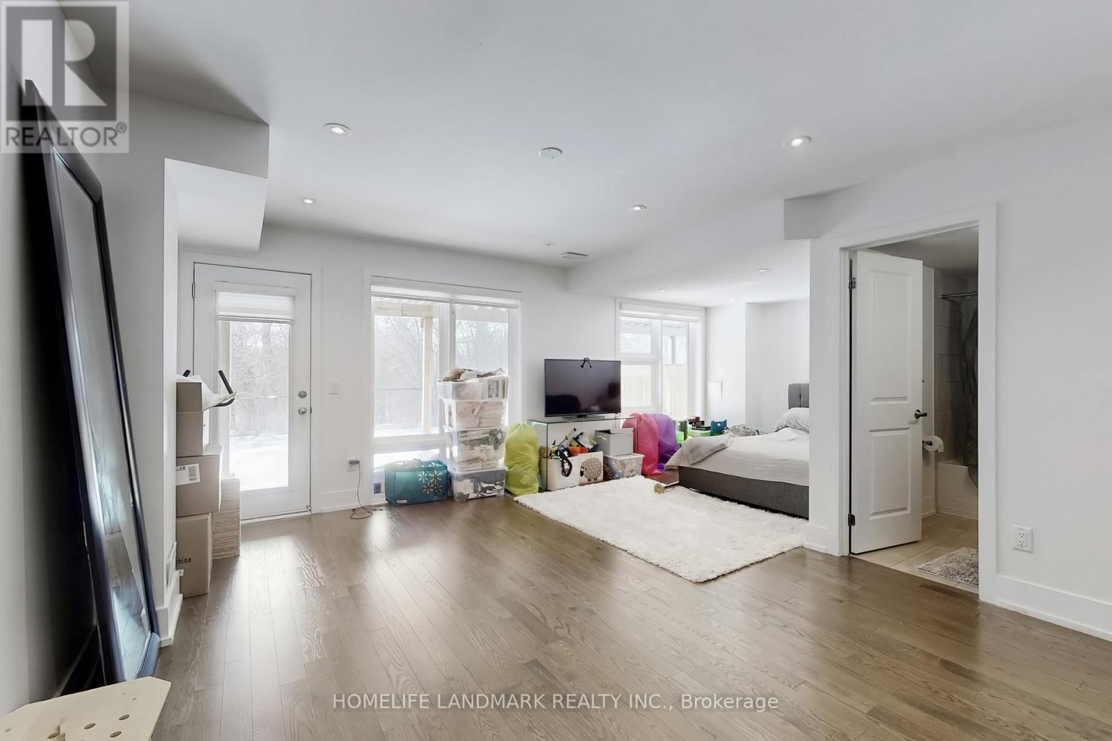 22 Crestridge Drive, Vaughan, Ontario  L4J 0K1 - Photo 27 - N12850388