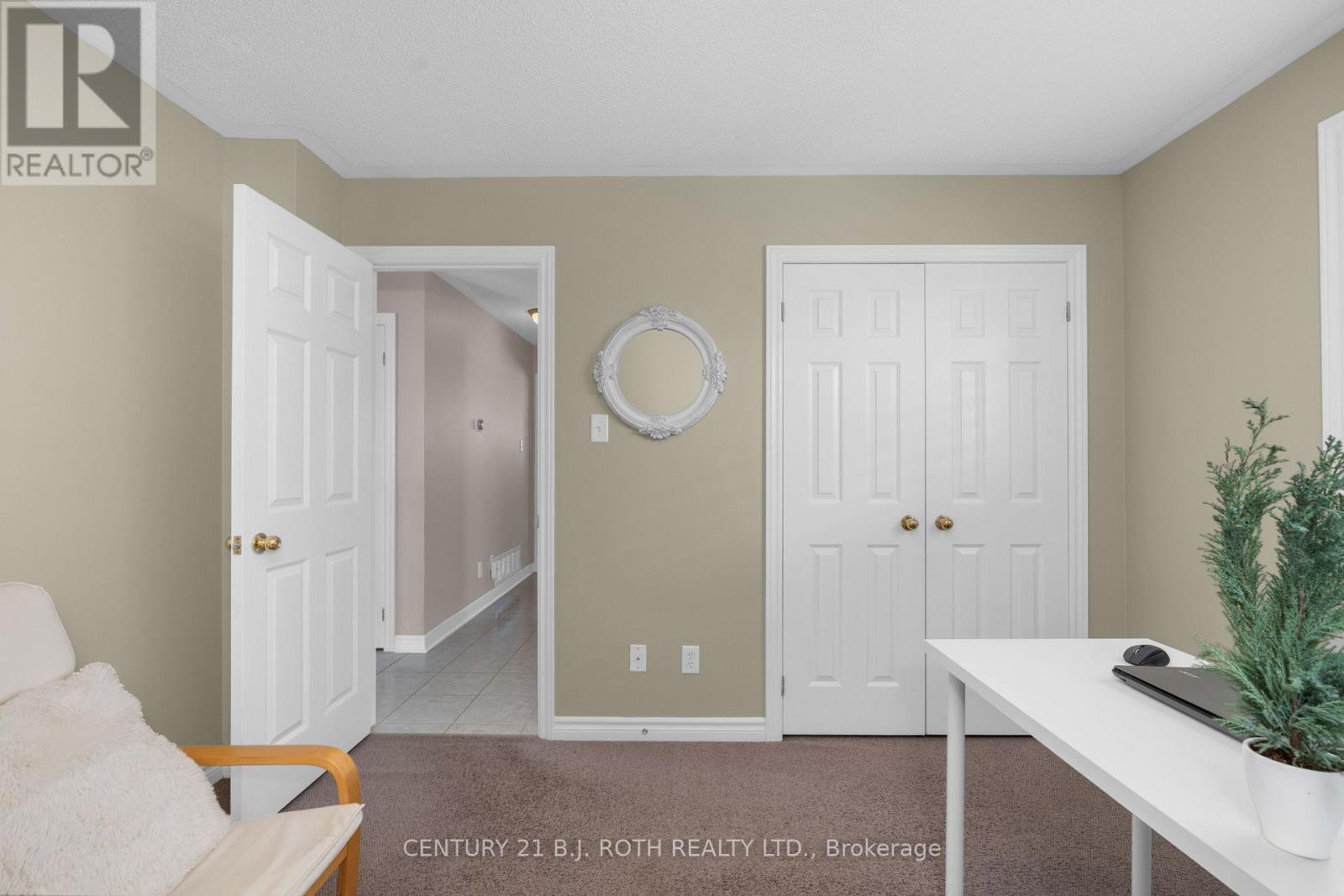 63 Kenwell Crescent, Barrie (Holly), Ontario  L4N 0A3 - Photo 25 - S12850828