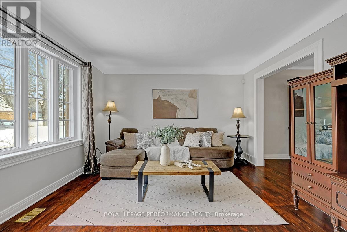 532 Alesther Street, Ottawa, Ontario  K1K 1J3 - Photo 13 - X12849414