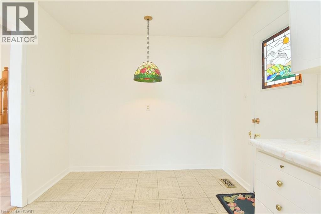 4 Bermuda Court, Hamilton, Ontario  L9C 2J8 - Photo 14 - 40810009