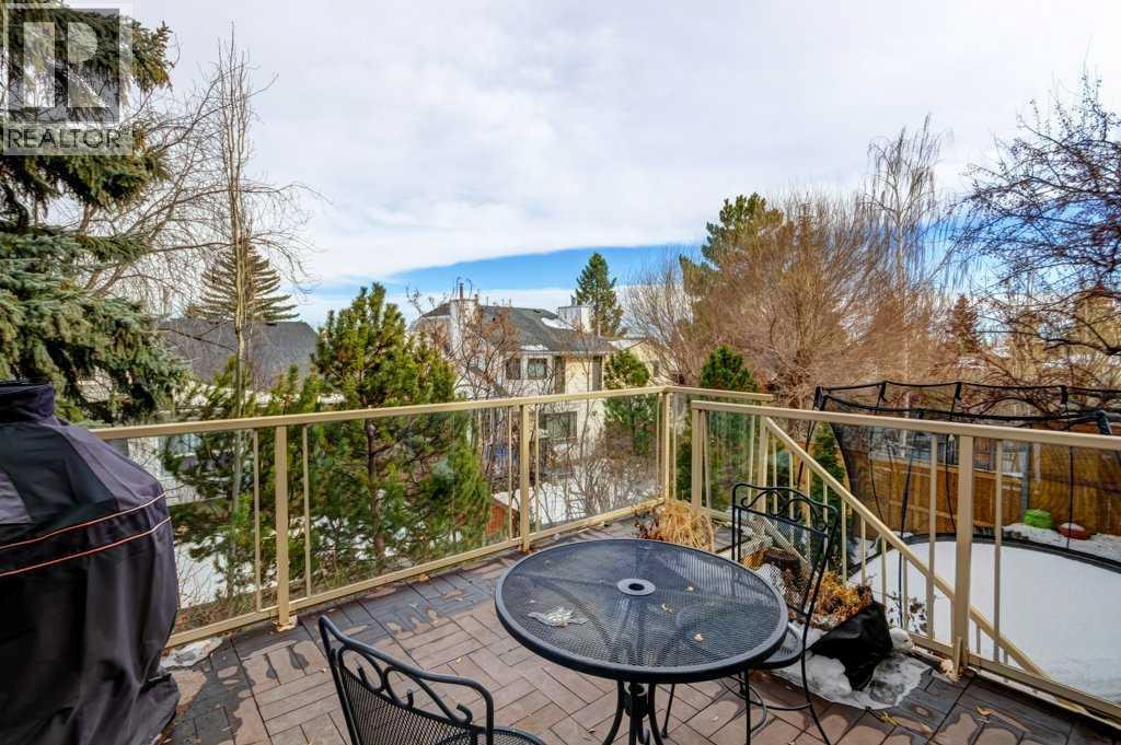 20 Strathlorne Crescent Sw, Calgary, Alberta  T3H 1M8 - Photo 38 - A2290327