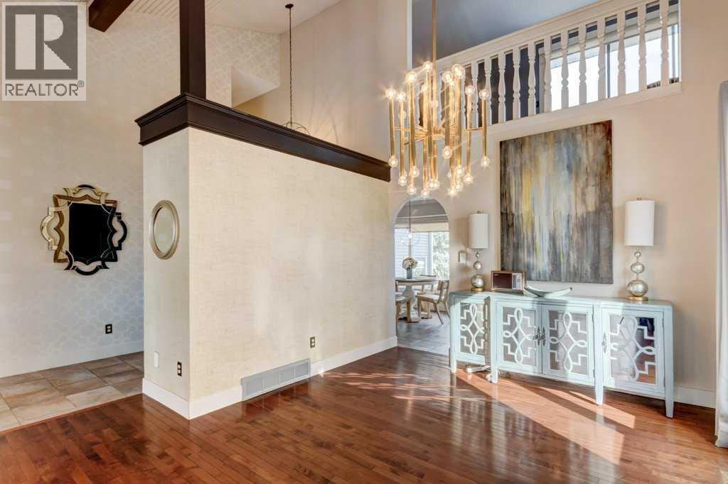 20 Strathlorne Crescent Sw, Calgary, Alberta  T3H 1M8 - Photo 8 - A2290327