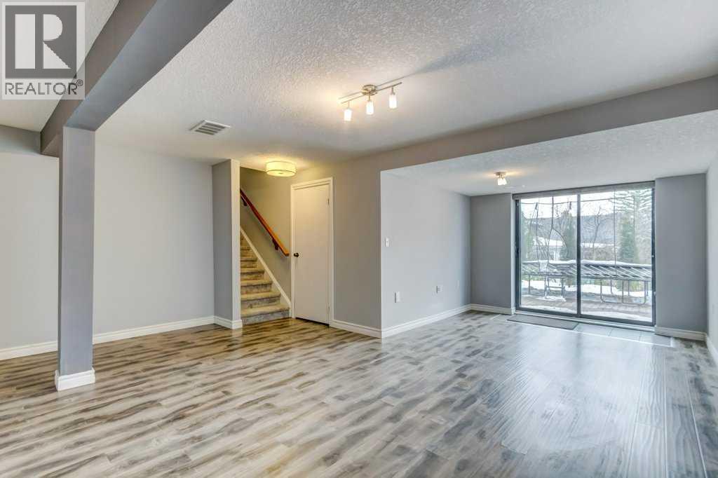 20 Strathlorne Crescent Sw, Calgary, Alberta  T3H 1M8 - Photo 31 - A2290327