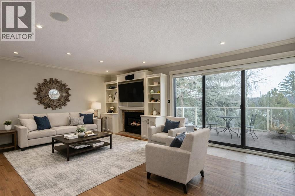 20 Strathlorne Crescent Sw, Calgary, Alberta  T3H 1M8 - Photo 13 - A2290327