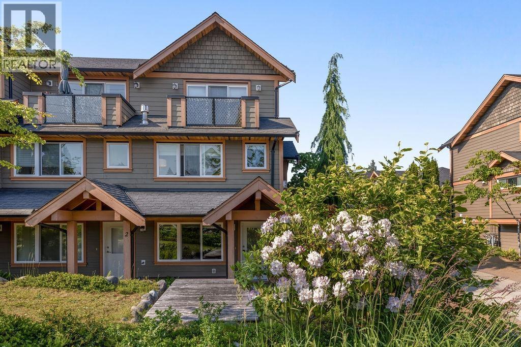 3 728 Gibsons Way, Gibsons, British Columbia  V0N 1V9 - Photo 2 - R3080885