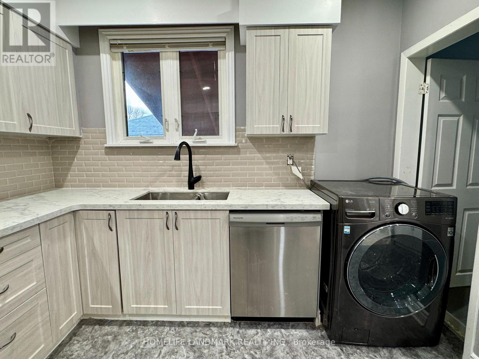 Main - 1316 Simcoe Street S, Oshawa, Ontario  L1H 4M3 - Photo 6 - E12851180