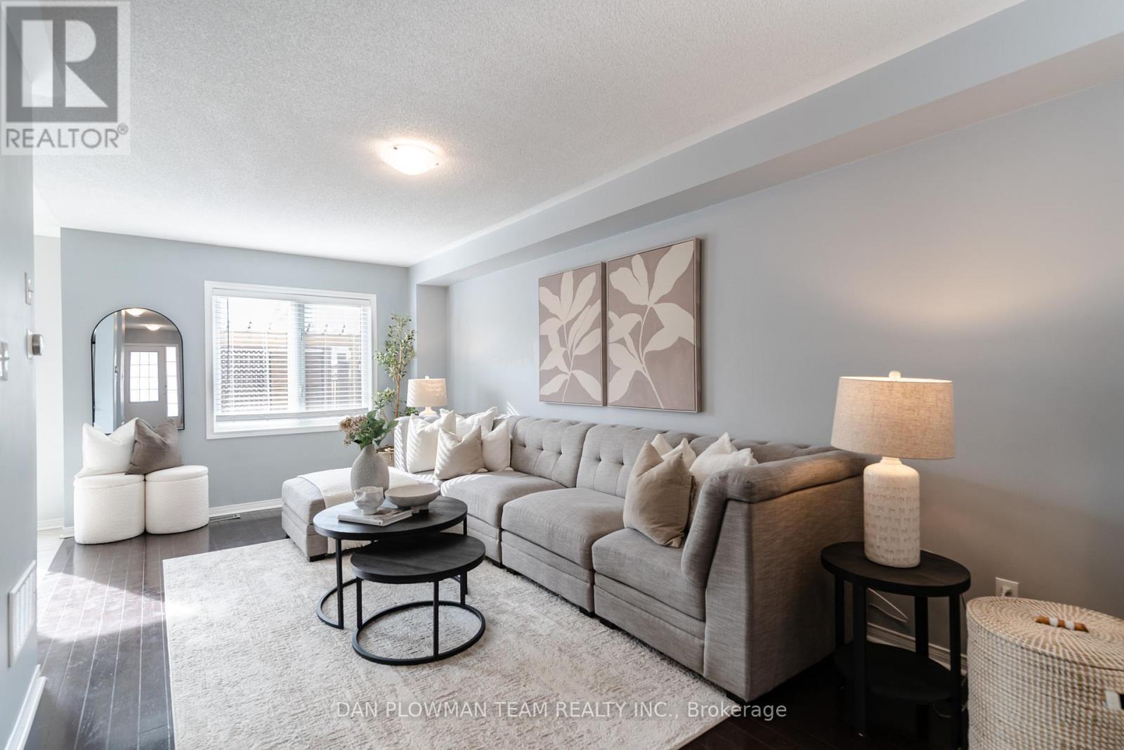 87 Sidney Rundle Avenue, Clarington, Ontario  L1C 0N9 - Photo 4 - E12851194