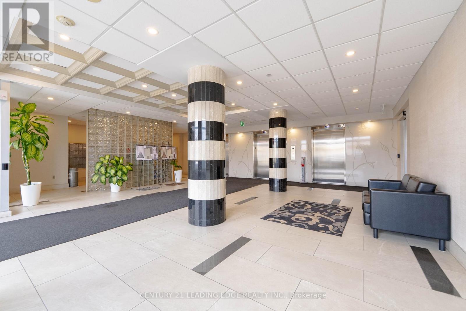 2310 - 1470 Midland Avenue, Toronto, Ontario  M1P 4Z4 - Photo 5 - E12851266