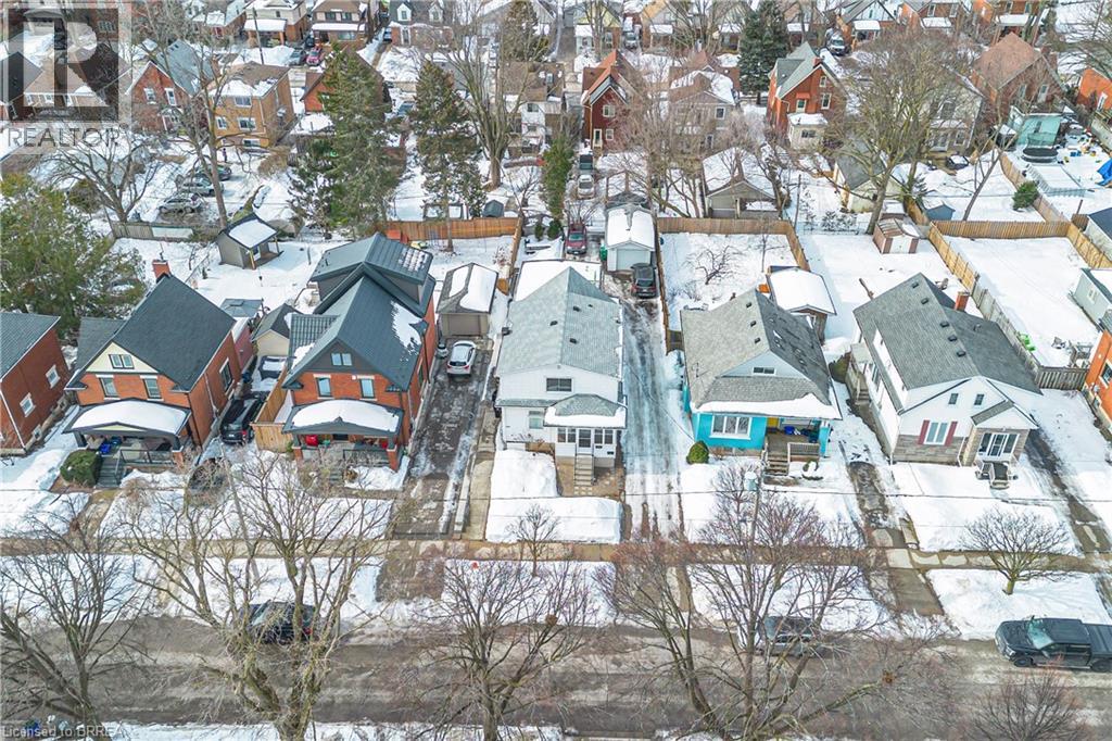 141 Samuel Street, Kitchener, Ontario  N2H 1P9 - Photo 3 - 40808259