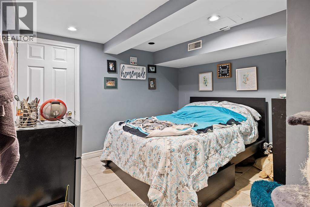 568 Askin, Windsor, Ontario  N9B 2X4 - Photo 12 - 26004588