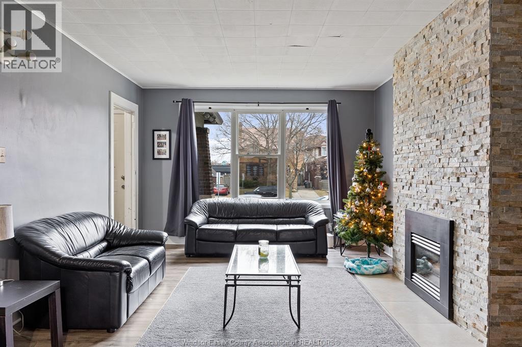 568 Askin, Windsor, Ontario  N9B 2X4 - Photo 17 - 26004588