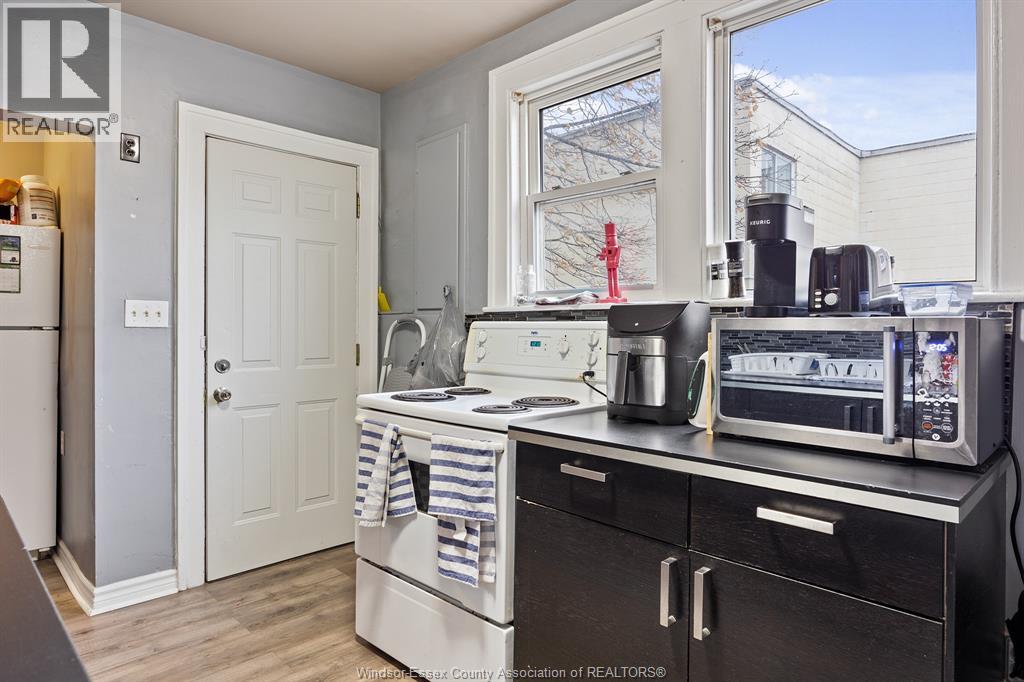 568 Askin, Windsor, Ontario  N9B 2X4 - Photo 20 - 26004588