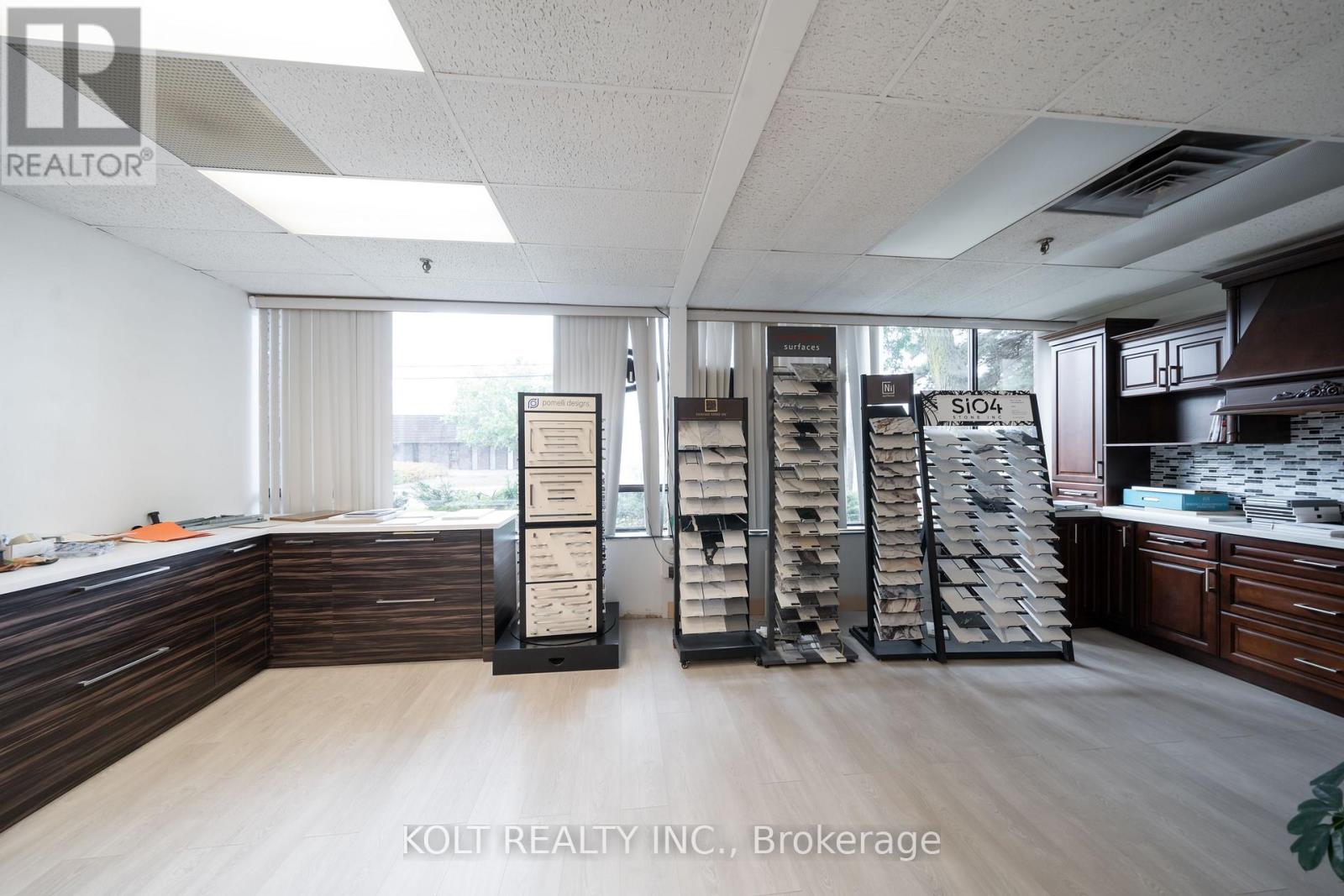 1 - 270 Esna Park Drive, Markham, Ontario  L3R 1H3 - Photo 4 - N12851100