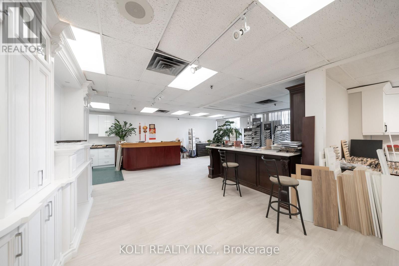 1 - 270 Esna Park Drive, Markham, Ontario  L3R 1H3 - Photo 5 - N12851100