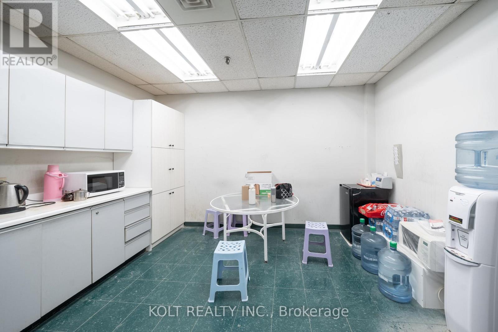 1 - 270 Esna Park Drive, Markham, Ontario  L3R 1H3 - Photo 8 - N12851100