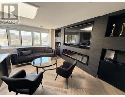 15 - 250 REGINA ROAD, Vaughan, Ontario