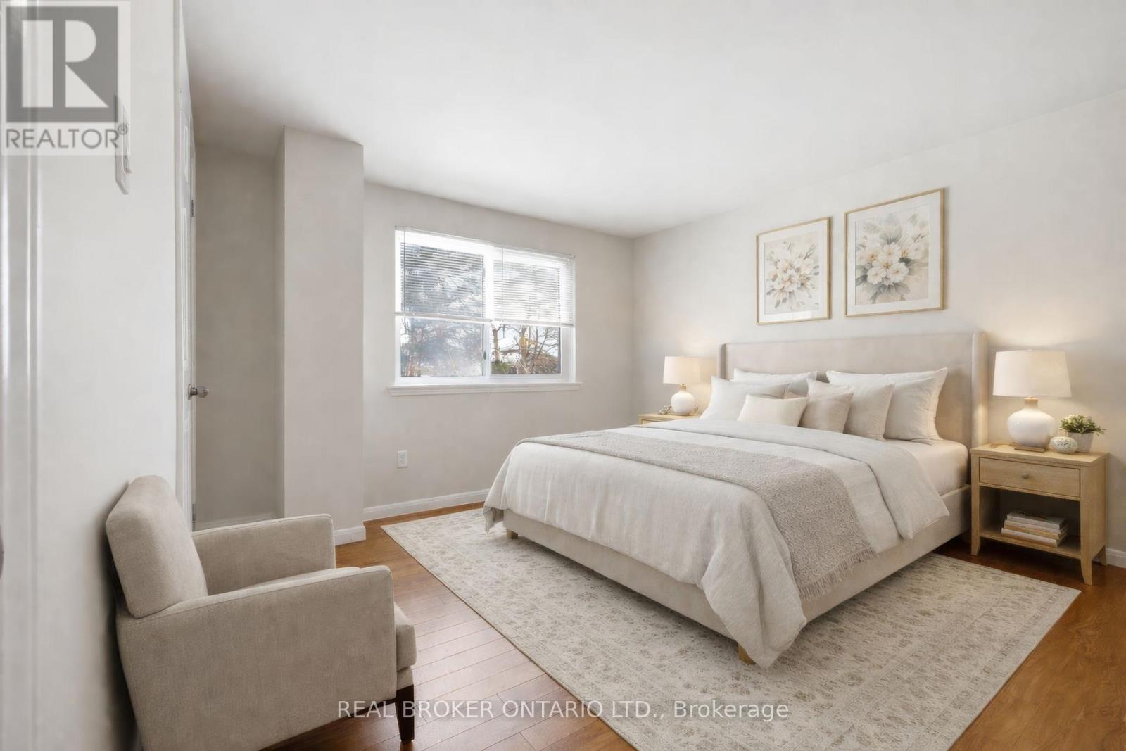 15 Christie Crescent, Barrie (Letitia Heights), Ontario  L4N 4V2 - Photo 10 - S12851214