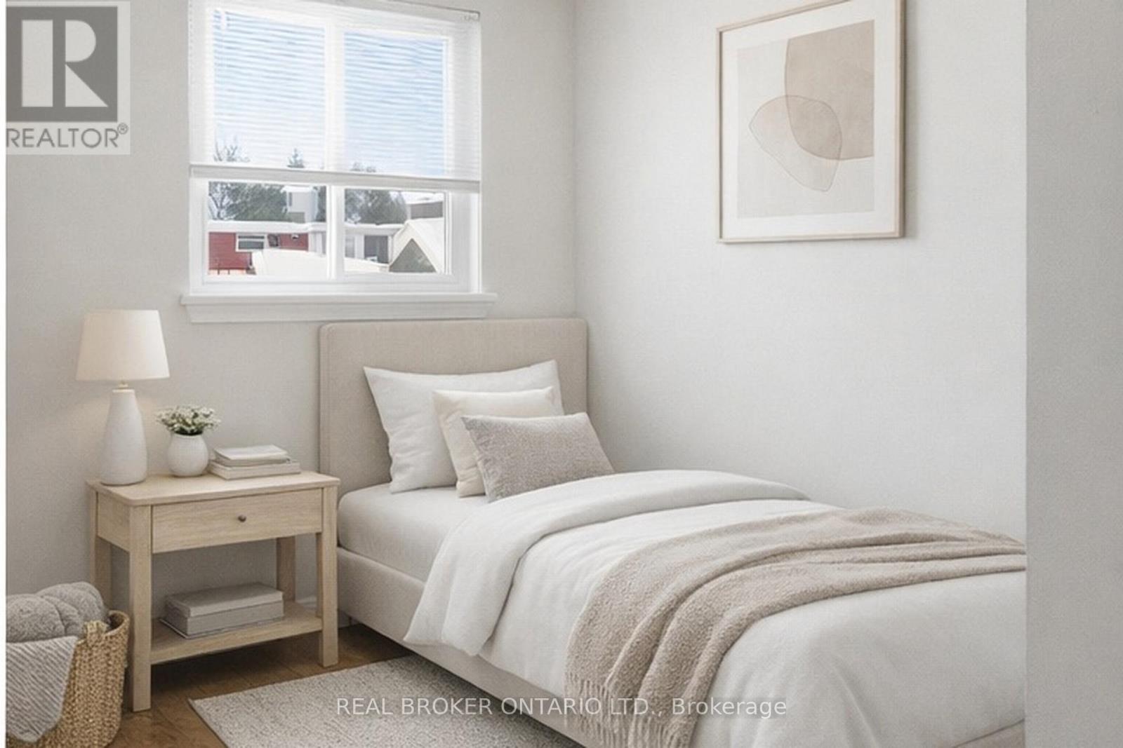 15 Christie Crescent, Barrie (Letitia Heights), Ontario  L4N 4V2 - Photo 12 - S12851214