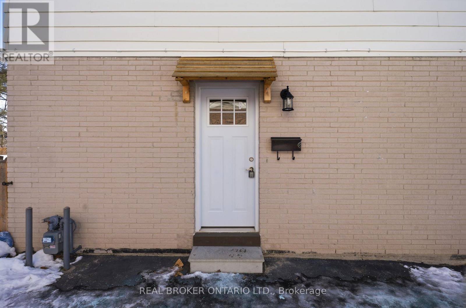 15 Christie Crescent, Barrie (Letitia Heights), Ontario  L4N 4V2 - Photo 18 - S12851214