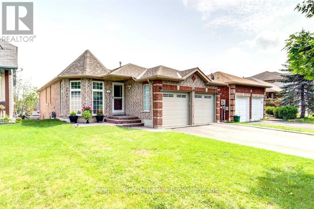 LOWER - 124 BROWN WOOD DRIVE, Barrie, Ontario