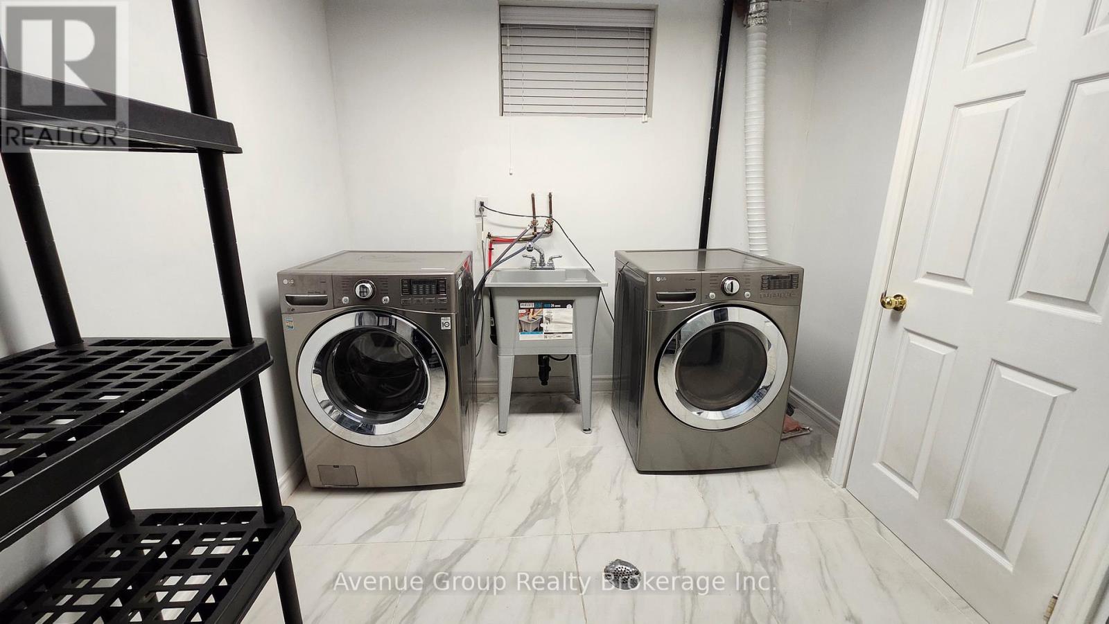 Lower - 124 Brown Wood Drive, Barrie, Ontario  L4M 6M8 - Photo 15 - S12851252