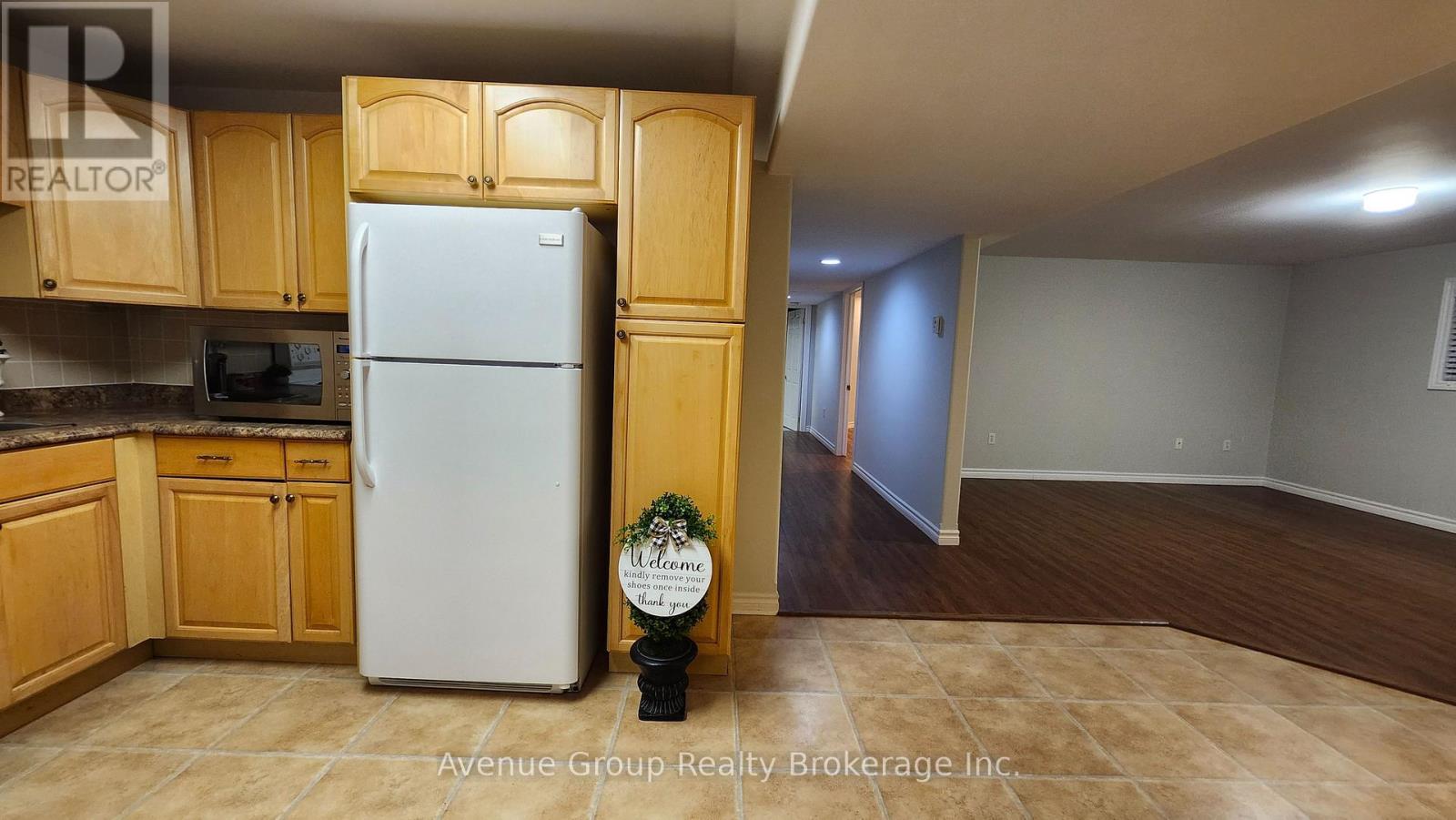 Lower - 124 Brown Wood Drive, Barrie, Ontario  L4M 6M8 - Photo 8 - S12851252