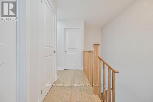 29 Turnberry Lane, Barrie (Painswick South), Ontario  L9J 0M8 - Photo 20 - S12851292