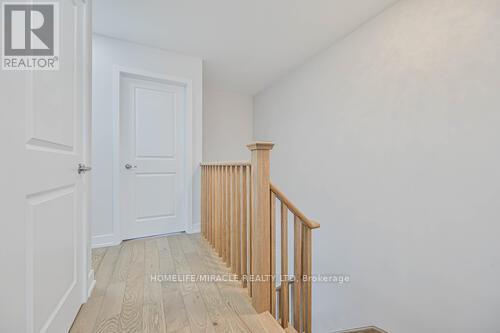 29 Turnberry Lane, Barrie (Painswick South), Ontario  L9J 0M8 - Photo 22 - S12851292