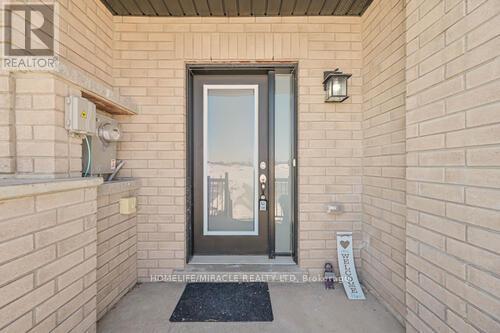 29 Turnberry Lane, Barrie (Painswick South), Ontario  L9J 0M8 - Photo 3 - S12851292