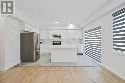 29 Turnberry Lane, Barrie (Painswick South), Ontario  L9J 0M8 - Photo 6 - S12851292