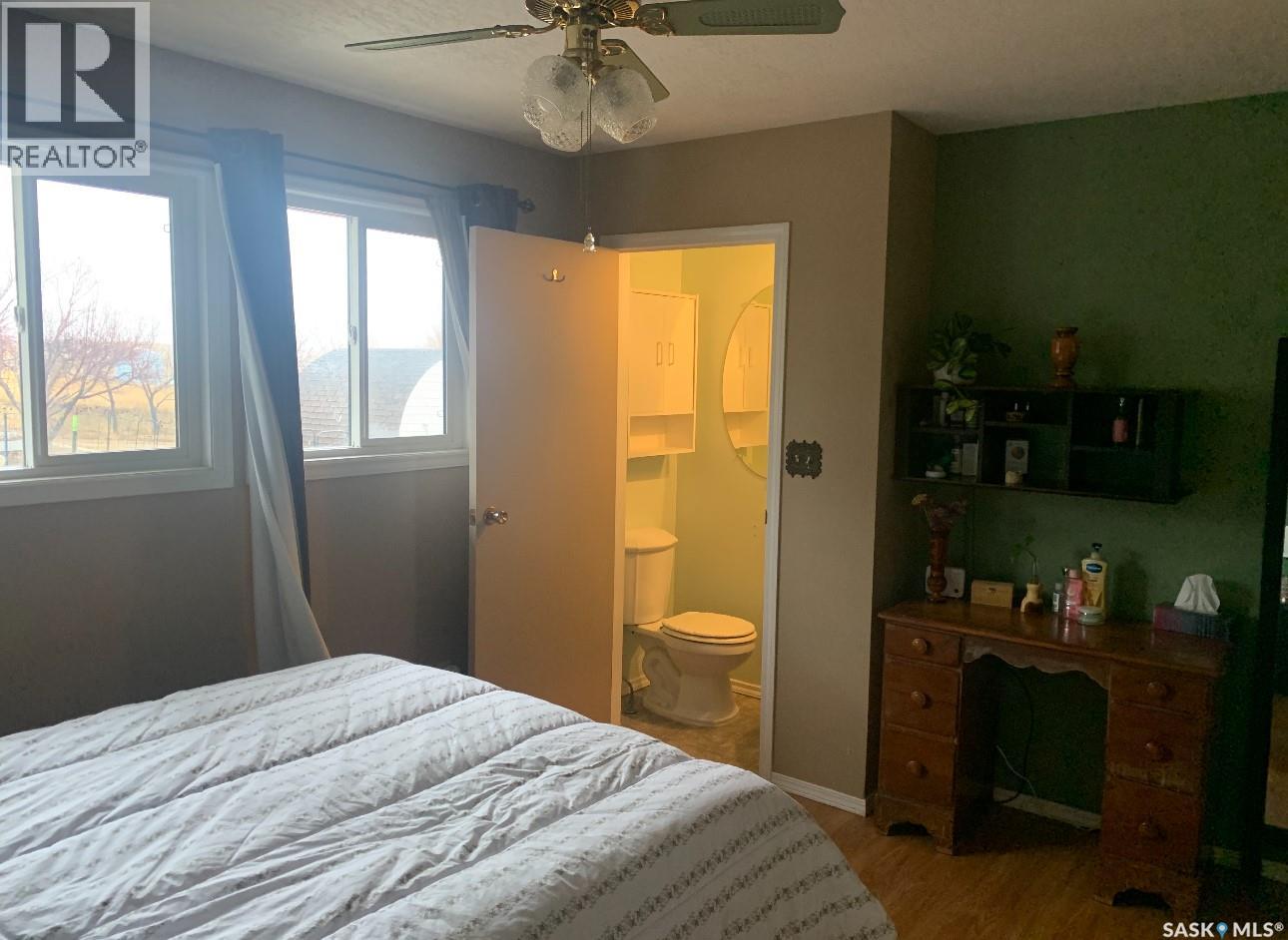 419 2nd Avenue S, Rockglen, Saskatchewan  S0H 3R0 - Photo 19 - SK029740