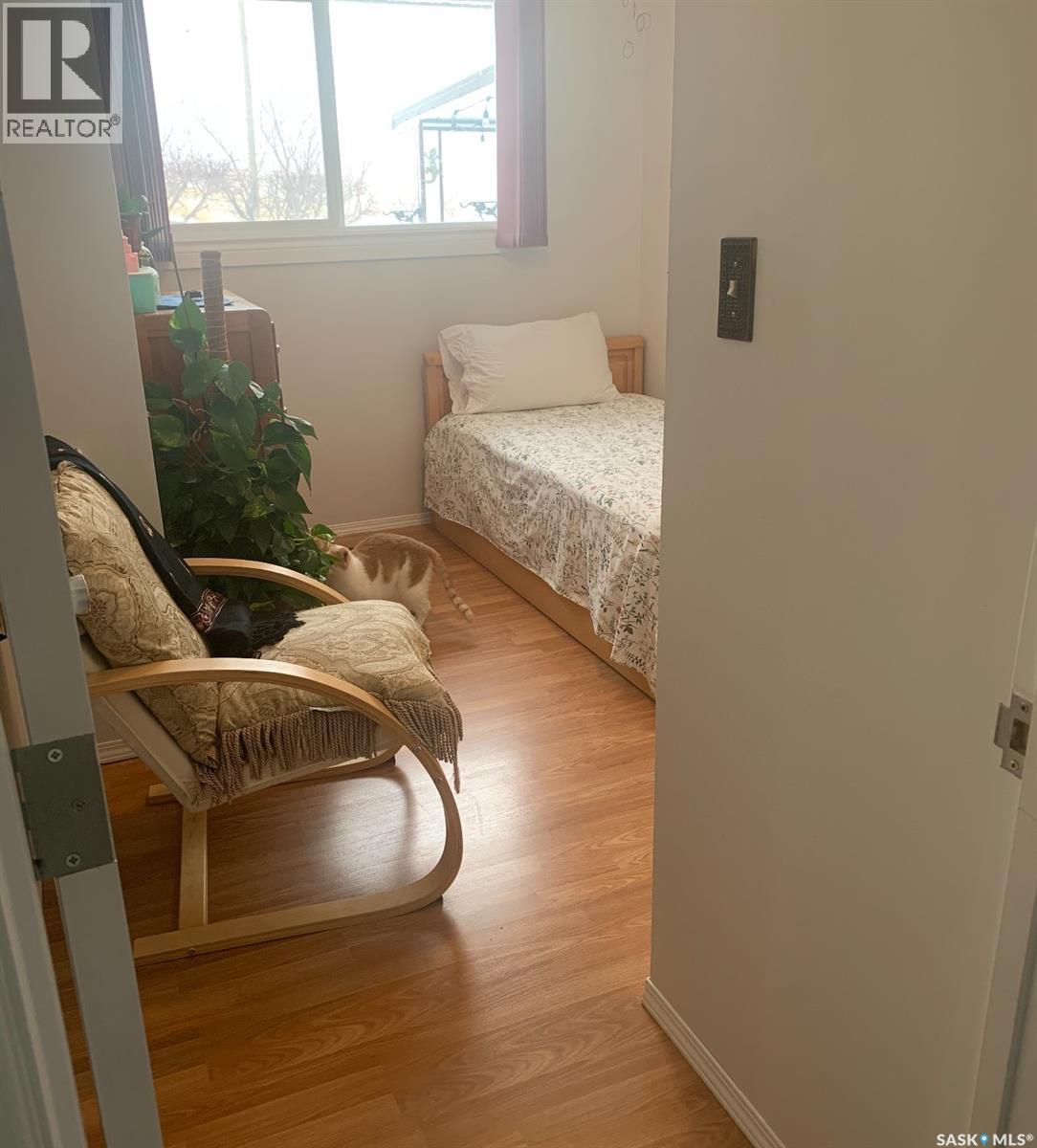 419 2nd Avenue S, Rockglen, Saskatchewan  S0H 3R0 - Photo 27 - SK029740