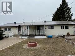 419 2nd Avenue S, Rockglen, Saskatchewan  S0H 3R0 - Photo 3 - SK029740