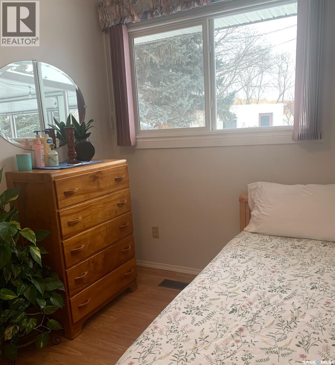 419 2nd Avenue S, Rockglen, Saskatchewan  S0H 3R0 - Photo 30 - SK029740