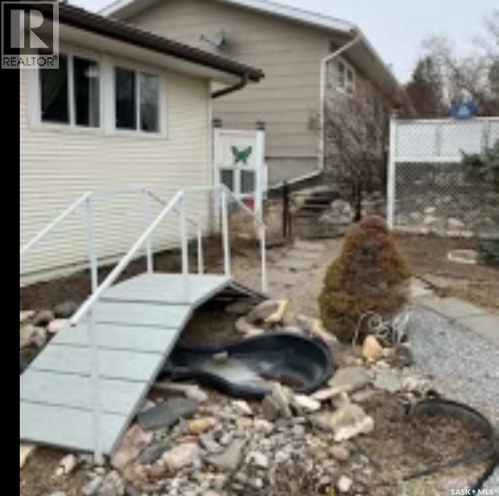 419 2nd Avenue S, Rockglen, Saskatchewan  S0H 3R0 - Photo 50 - SK029740