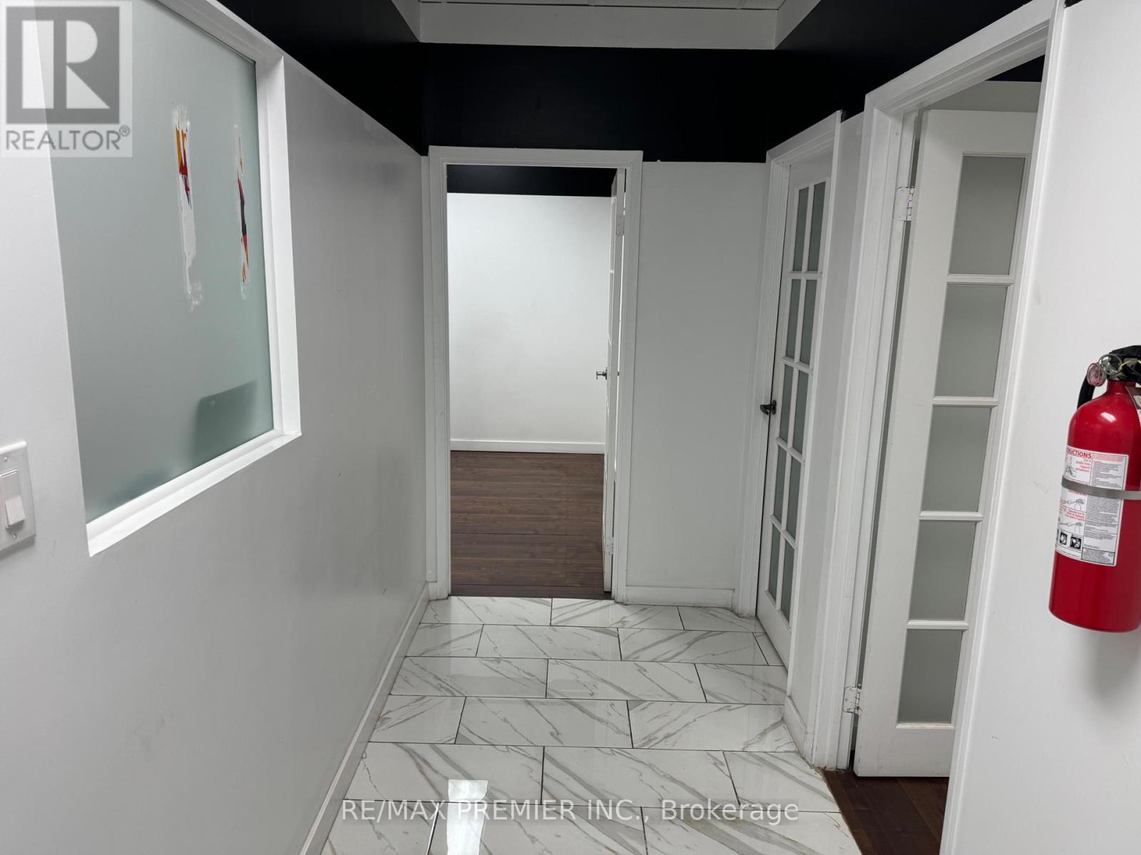 2b - 1315 Derry Road E, Mississauga, Ontario  L5T 1B6 - Photo 4 - W12849586