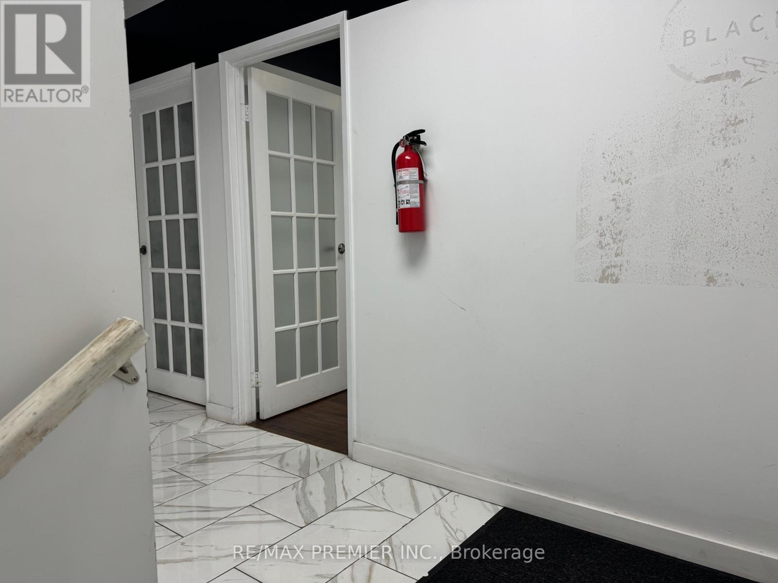 2b - 1315 Derry Road E, Mississauga, Ontario  L5T 1B6 - Photo 5 - W12849586