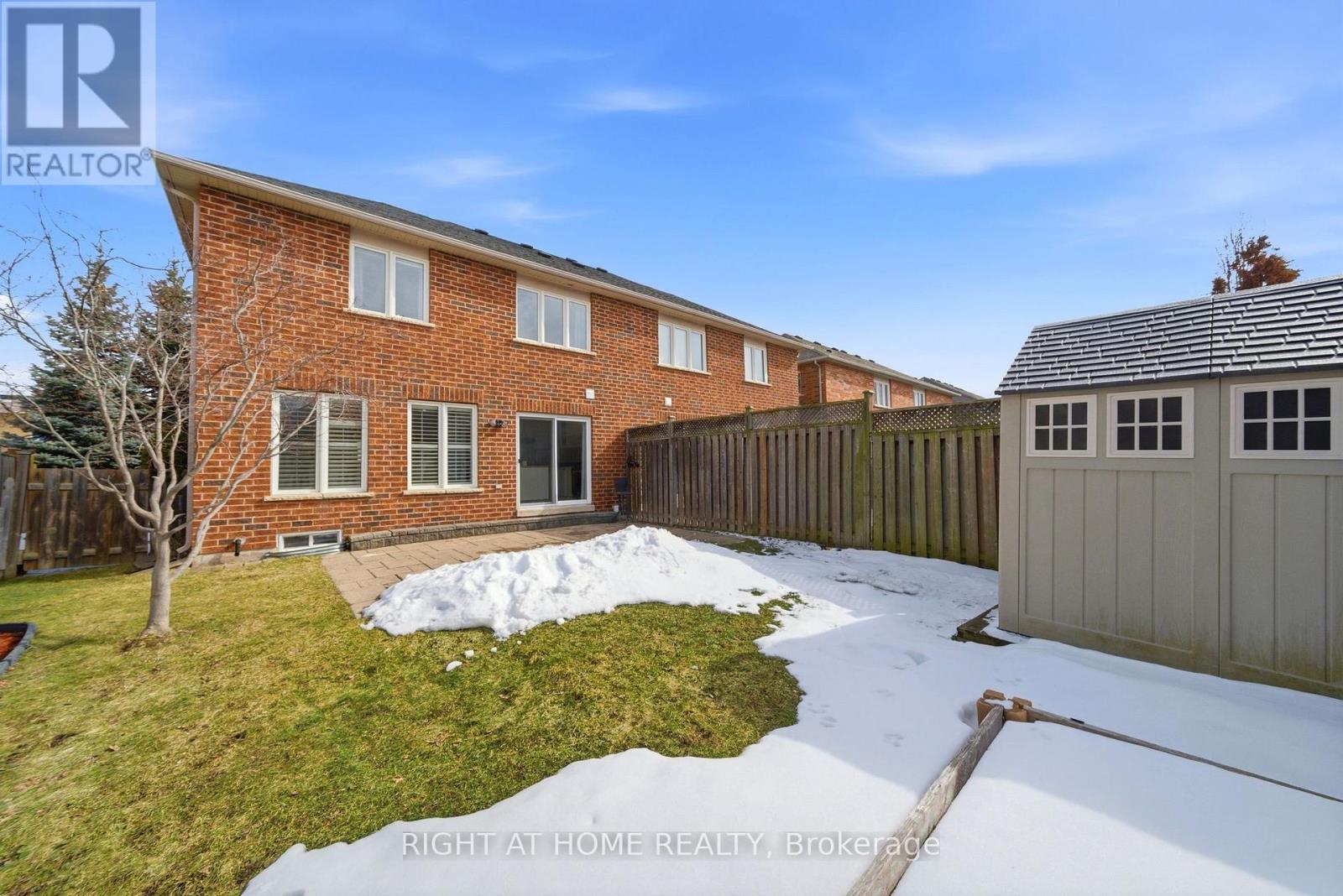 2230 Sutton Drive, Burlington, Ontario  L7L 7K4 - Photo 28 - W12848160