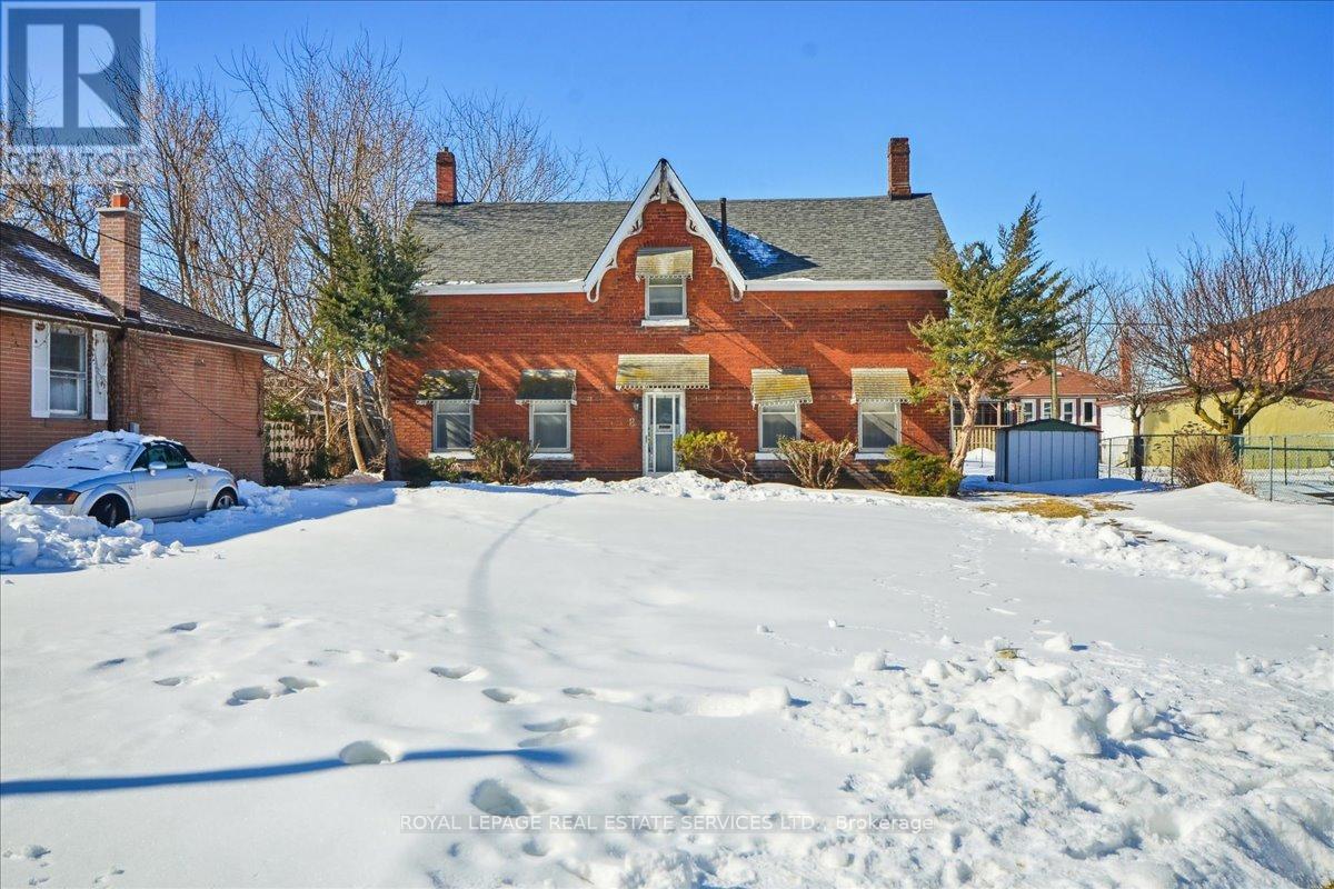 8 Arnold Avenue, Toronto, Ontario  M6N 4M9 - Photo 3 - W12851076