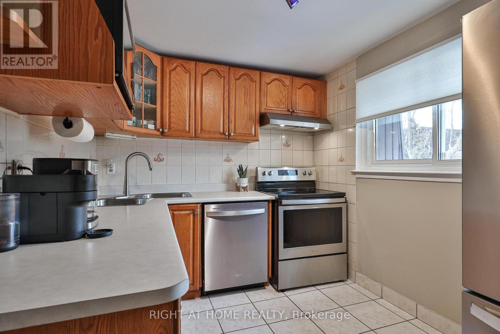 74 - 100 Darras Court, Brampton, Ontario  L6T 1W7 - Photo 18 - W12851088