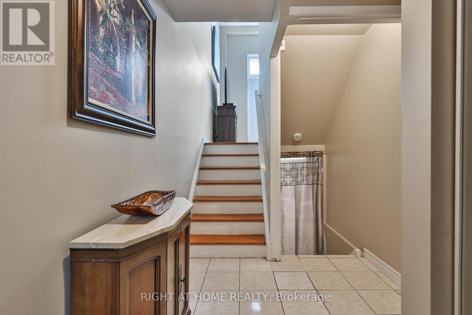 74 - 100 Darras Court, Brampton, Ontario  L6T 1W7 - Photo 8 - W12851088