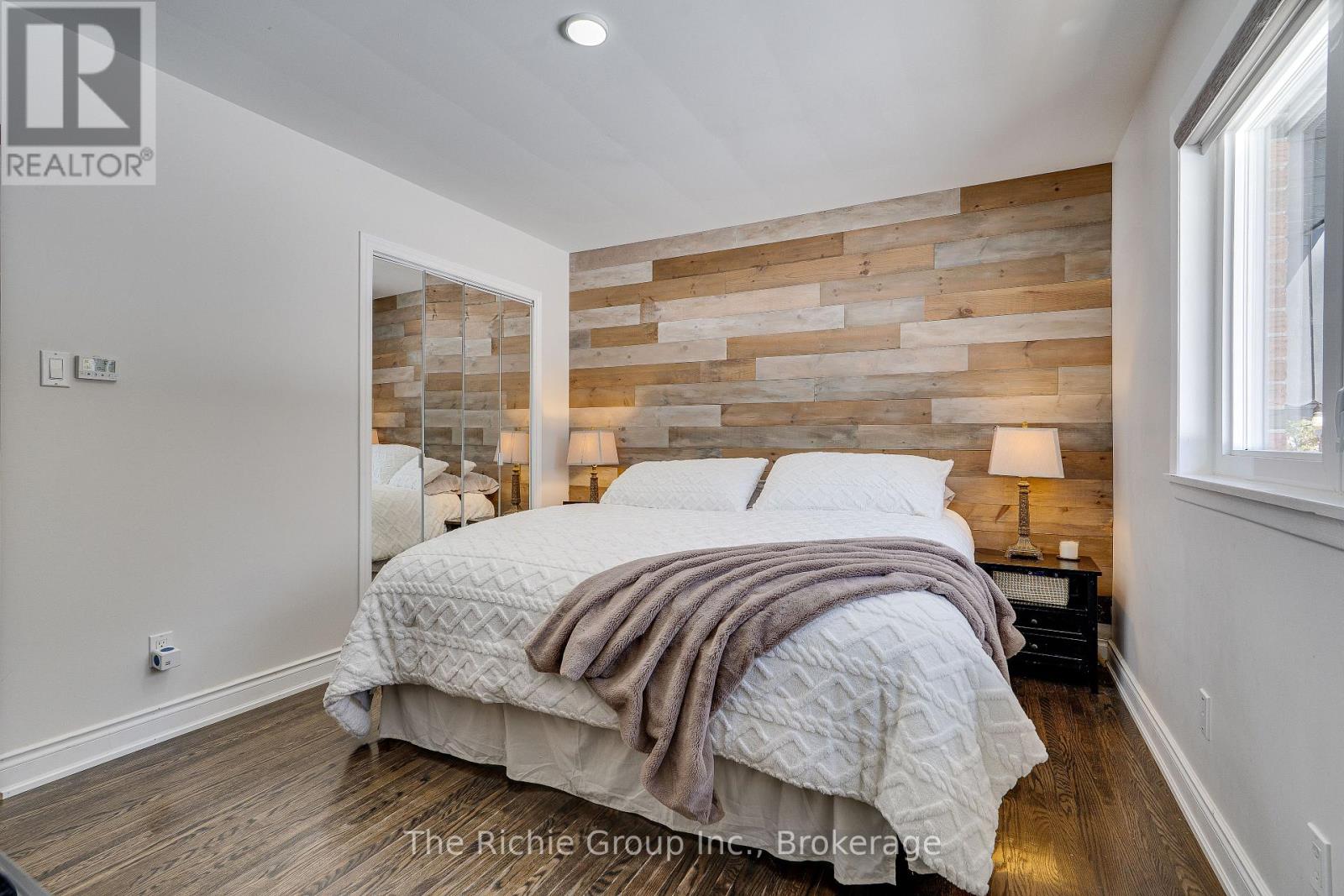 17 Travelled Road, Caledon (Caledon Village), Ontario  L7K 1B7 - Photo 11 - W12851118